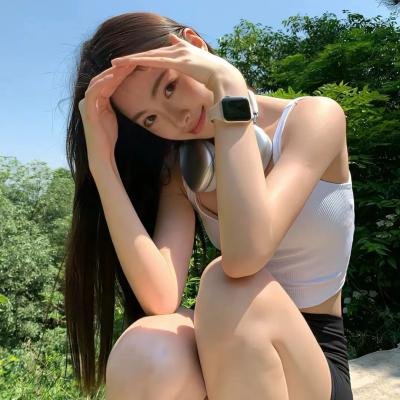 俺干掉了蕾丝边老婆，把这娘们吊在了肉钩子上，于是俺现在跟迪士尼签了三部电影的合约啦